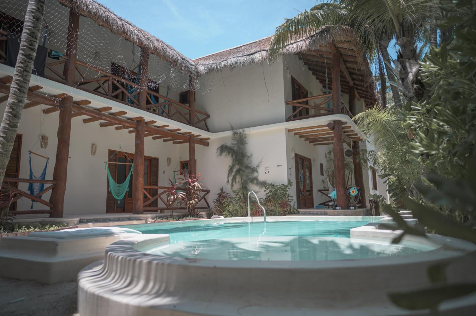 Casa Iguana Holbox - Beachfront Hotel Eksteriør billede