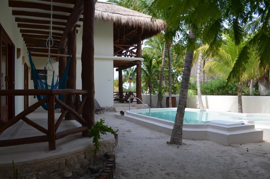 Casa Iguana Holbox - Beachfront Hotel Eksteriør billede