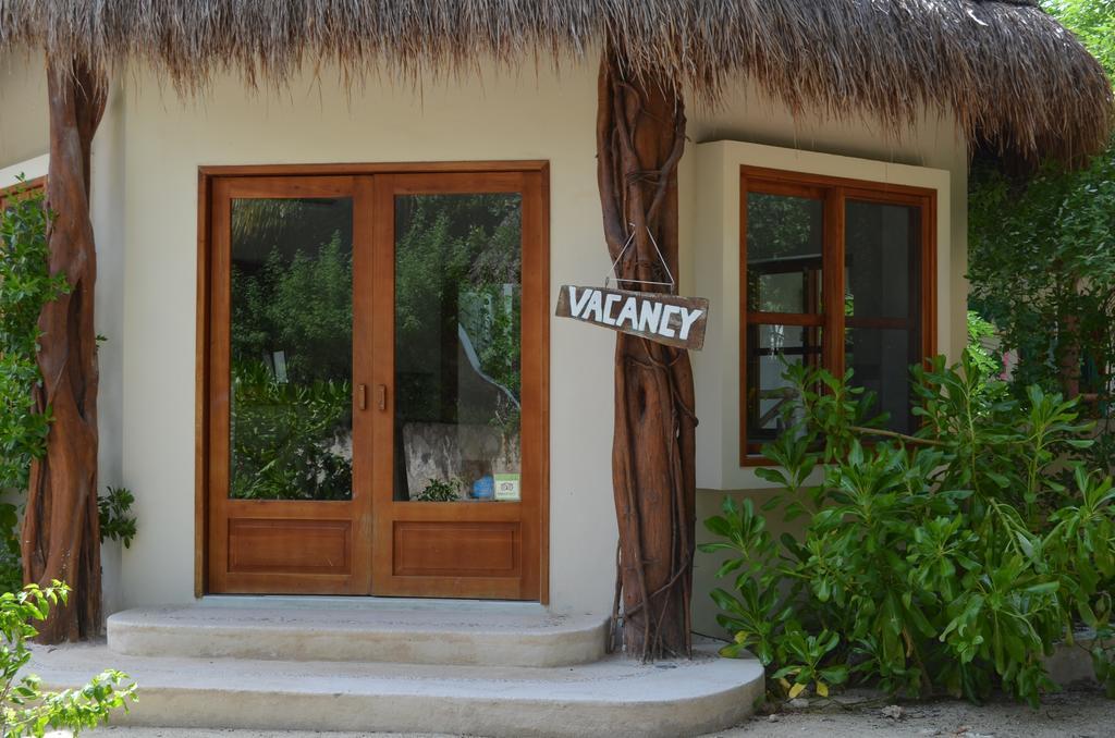 Casa Iguana Holbox - Beachfront Hotel Eksteriør billede