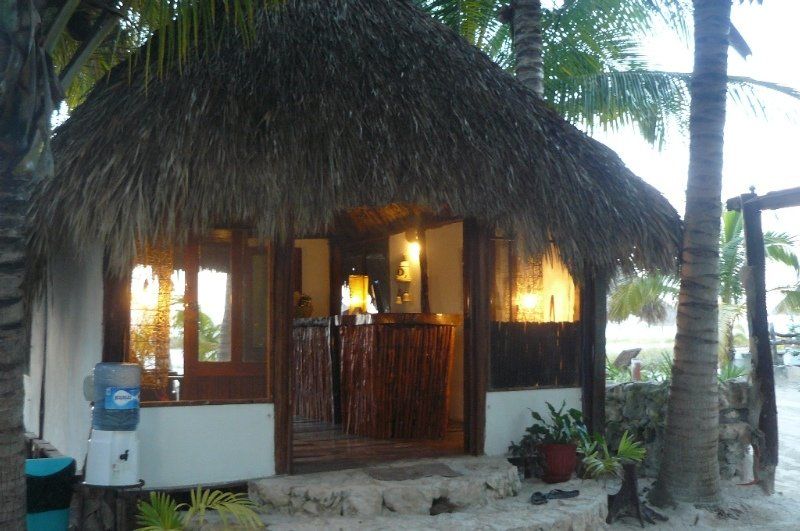 Casa Iguana Holbox - Beachfront Hotel Eksteriør billede