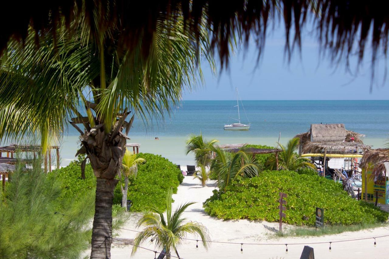 Casa Iguana Holbox - Beachfront Hotel Eksteriør billede