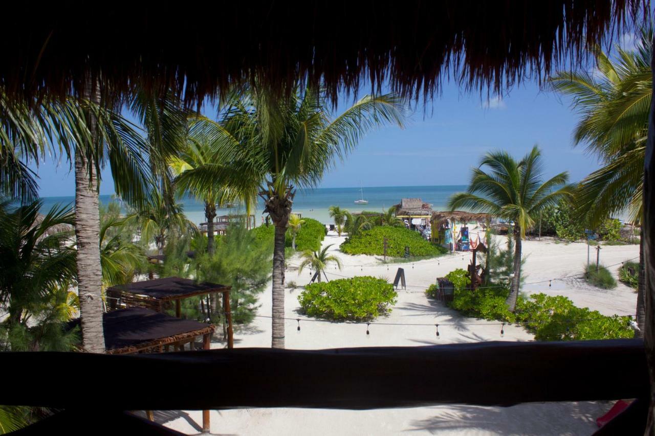 Casa Iguana Holbox - Beachfront Hotel Eksteriør billede